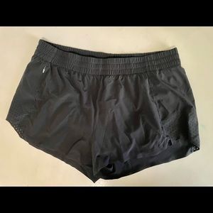 Athleta hustle shorts, black